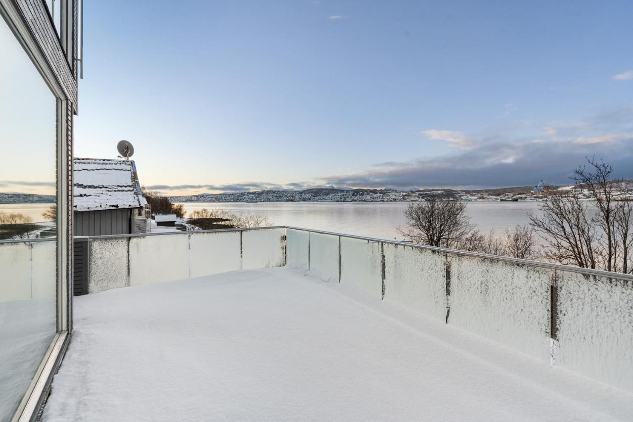 Oceanfront Penthouse Duplex Wamazing View!
